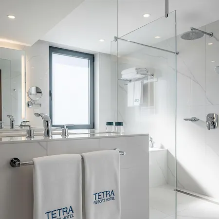 Tetra